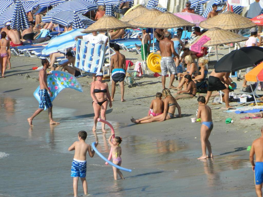 Kibar Apart Pansiyon Kuşadası Ngoại thất bức ảnh